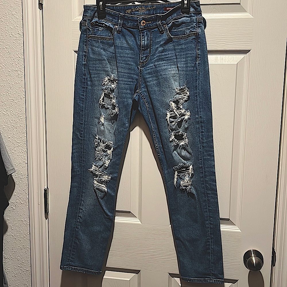 Distressed Arizona Jeans